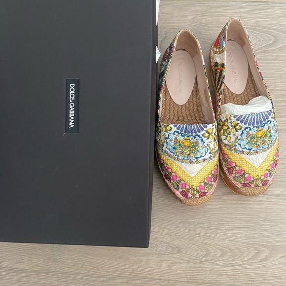NIB Dolce & Gabbana Shoe - Picture 1 of 4